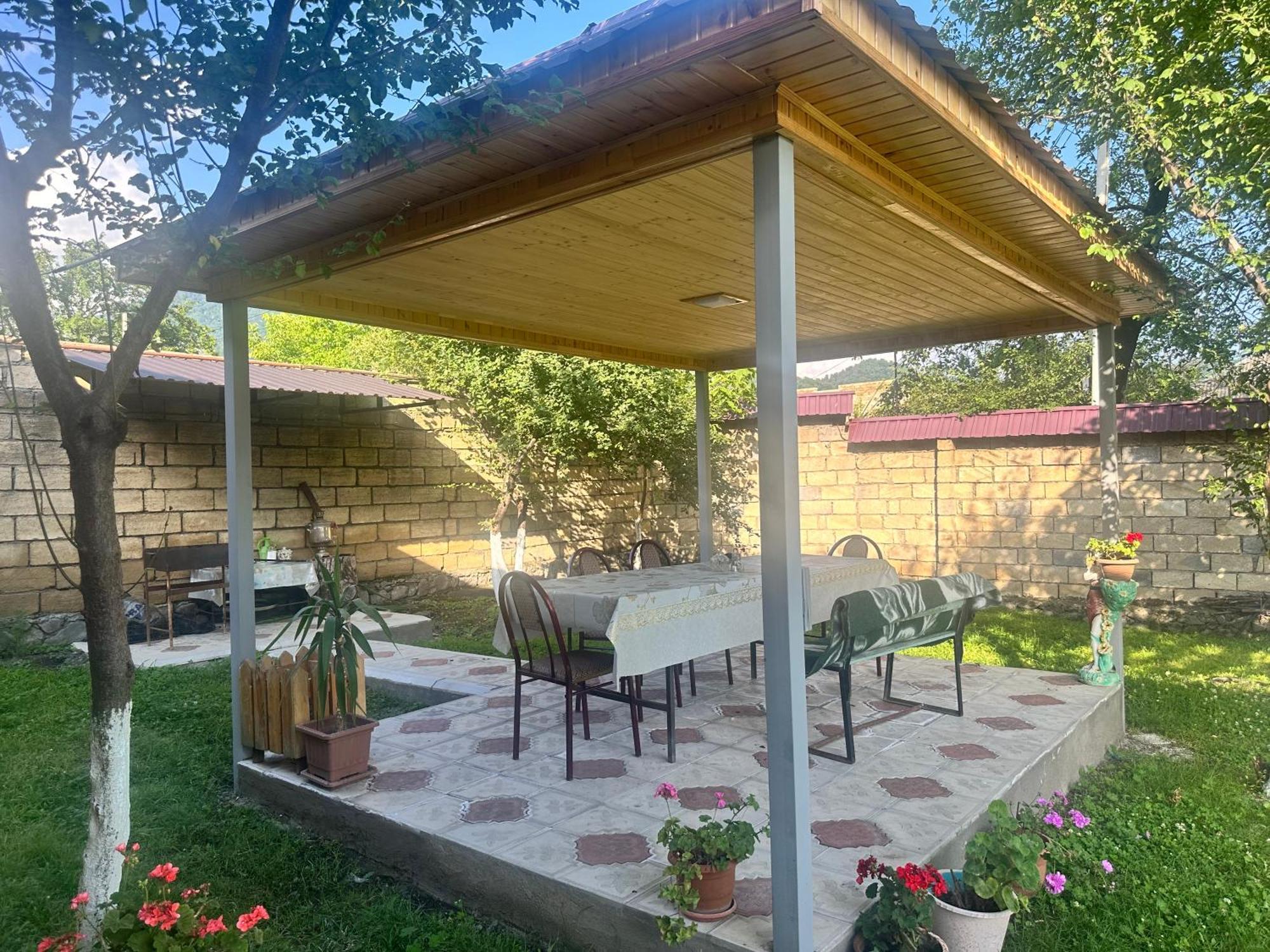 Villa In Qabala Luaran gambar